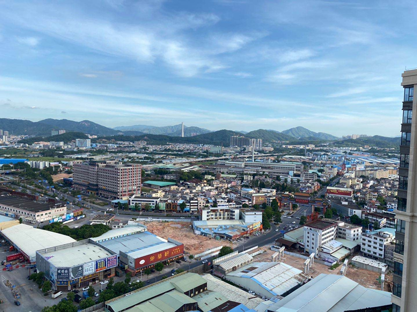 华发四季二期 高层南向 视野开阔 无欠款